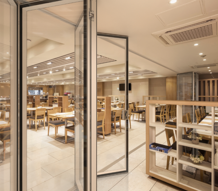 The Clear Benefits Of INTERIOR Folding Panel Partitions GLASS